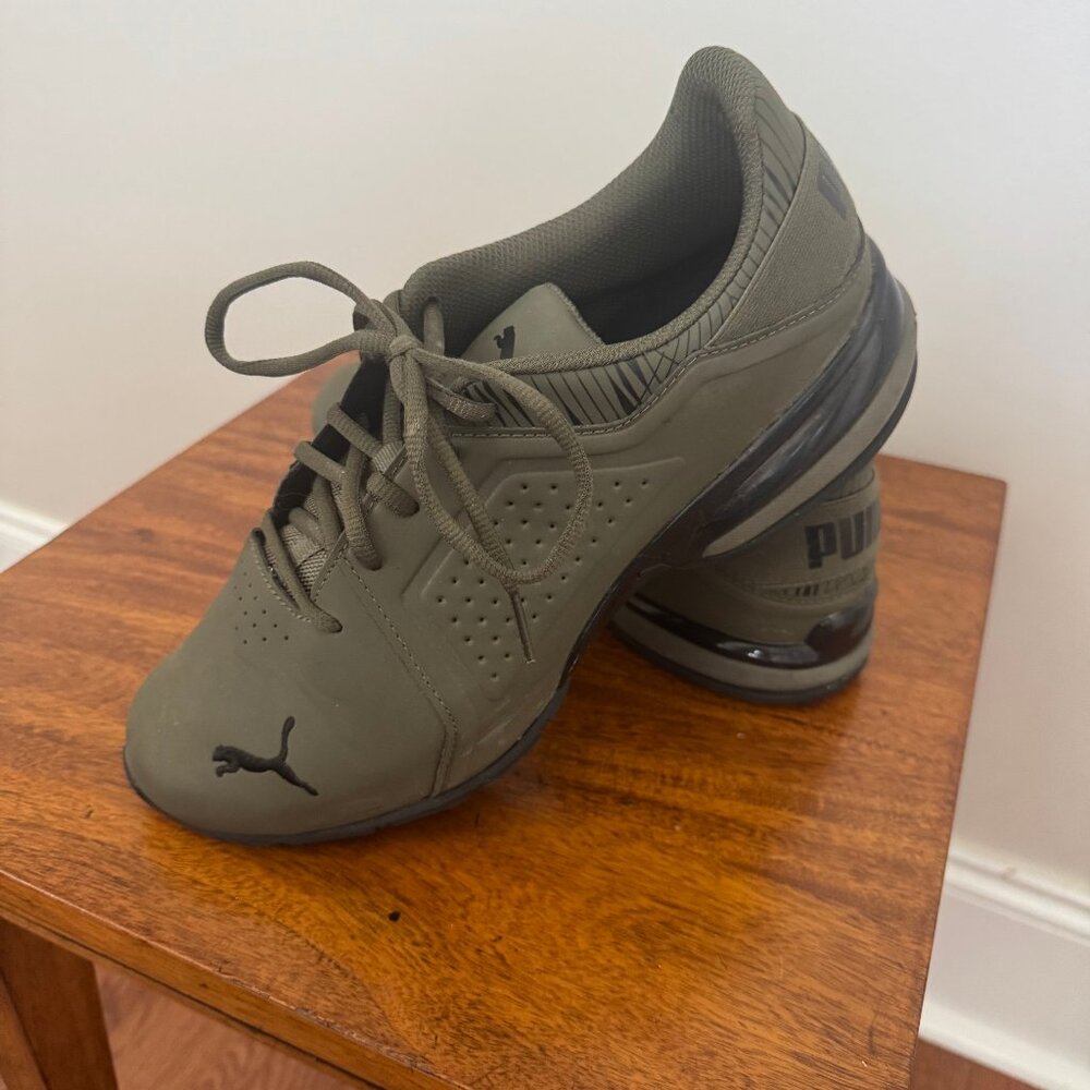 Men's Puma Olive Green Sneakers Sz 10